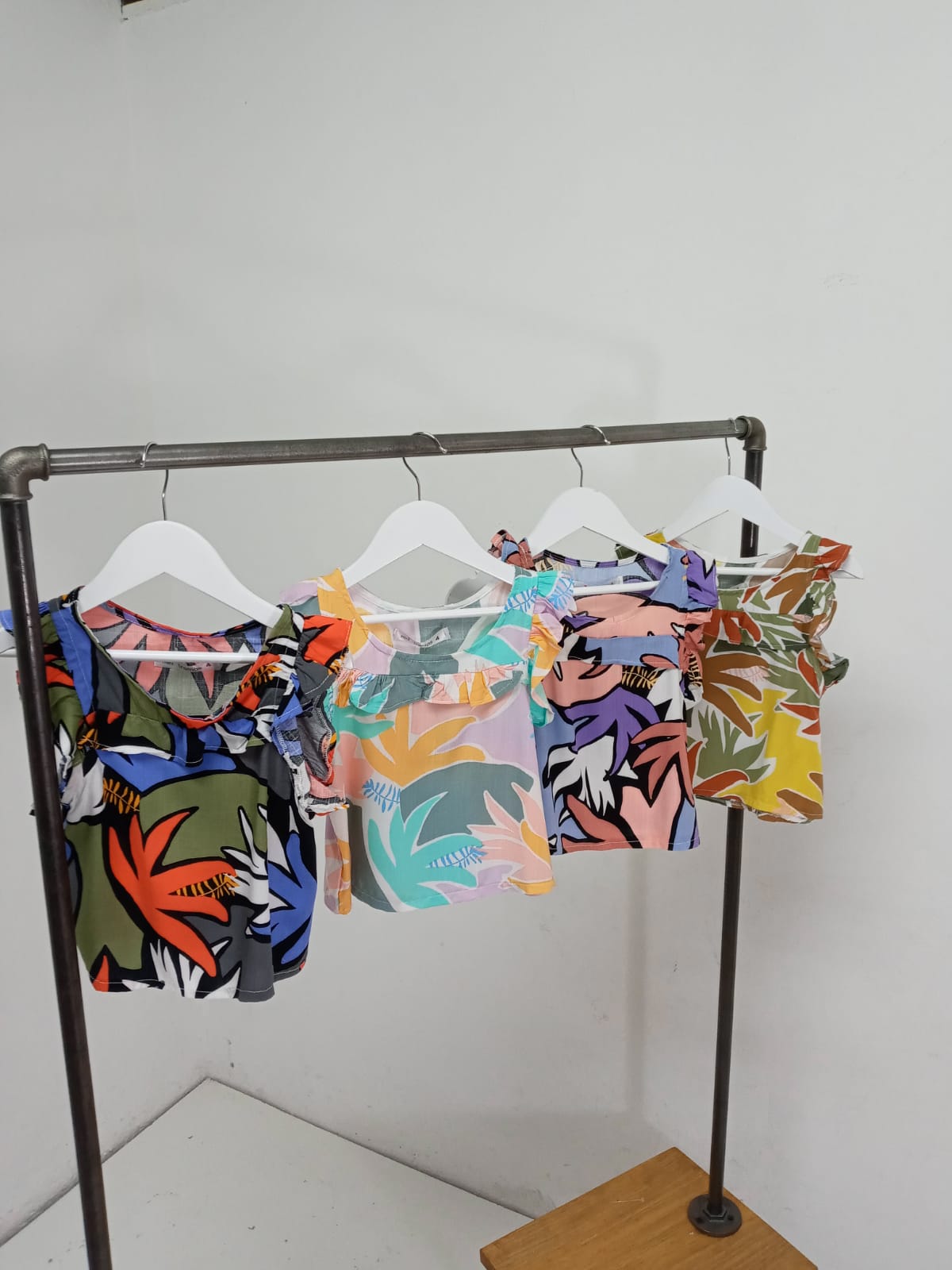 Blusa Rhodesia