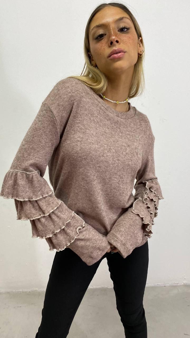 Sweater Belle